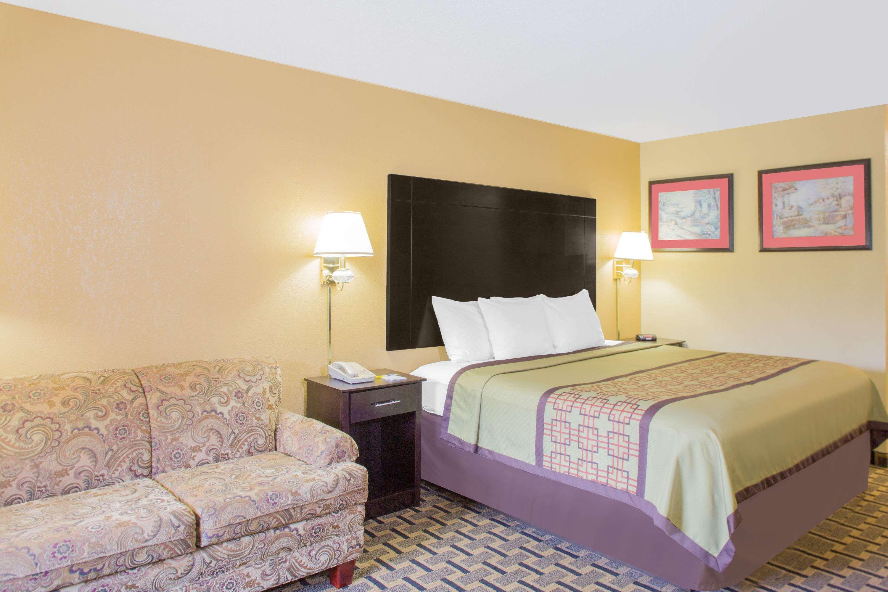 Days Inn By Wyndham Andalusia Exterior foto